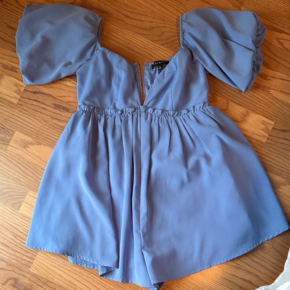 Boutique brand Periwinkle romper with zip up back size S.